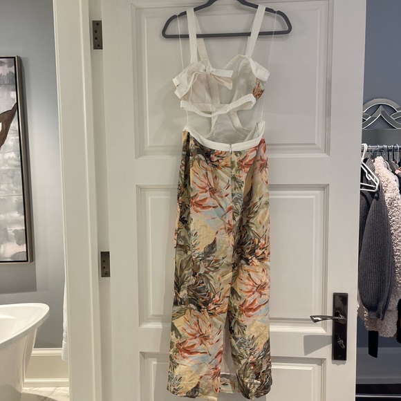 Significant Other Magda Dress in Painted Floral Print - Picture 4 of 4